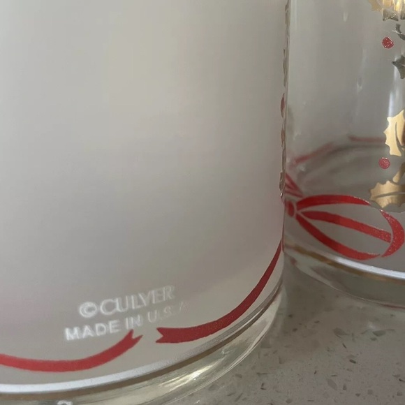 Culver Vintage Christmas Whiskey Glasses - Picture 4 of 7